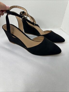 LOFT Black Faux Suede Pointed-Toe Slingback Wedges W/ Adjustable Strap. Size 8